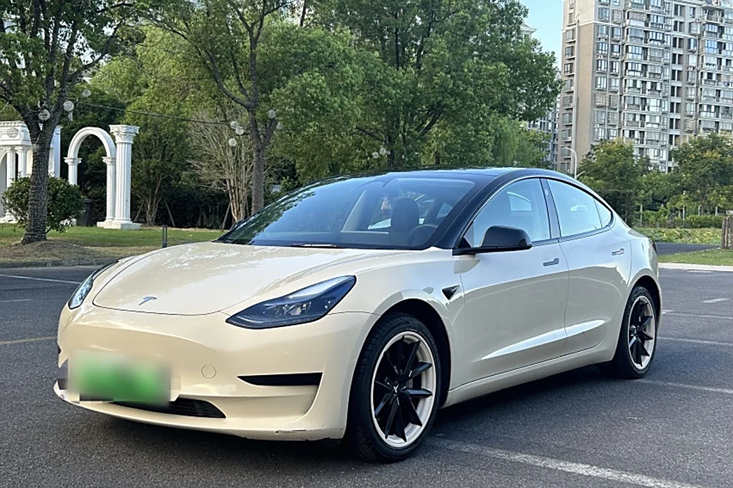 Tesla Model 3 2022 Rear Wheel Drive
