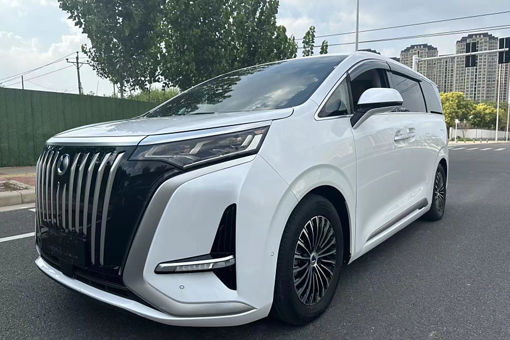 Denza D9 2022 EV 600 four-wheel drive flagship model