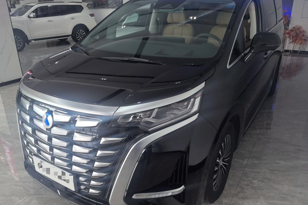 Denza D9 2022 DM-i 970 four-wheel drive premium type