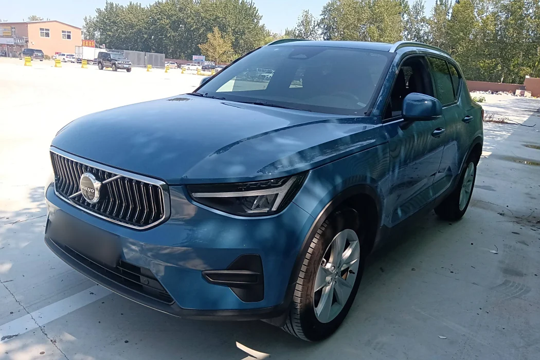 Volvo XC40 2024 B3 Smart Travel Fashion Edition