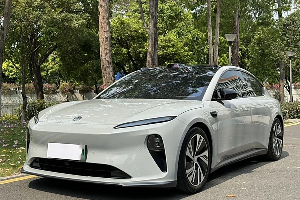 Azera ET5 2022 75kWh