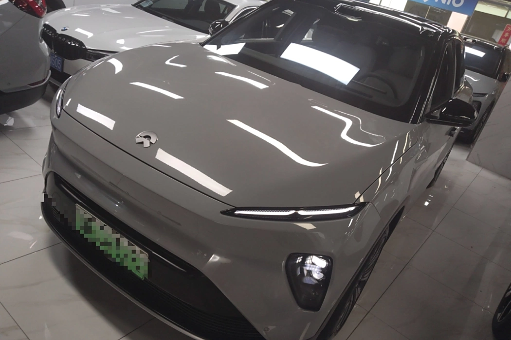 Nio ES8 2024 75kWh Executive Edition