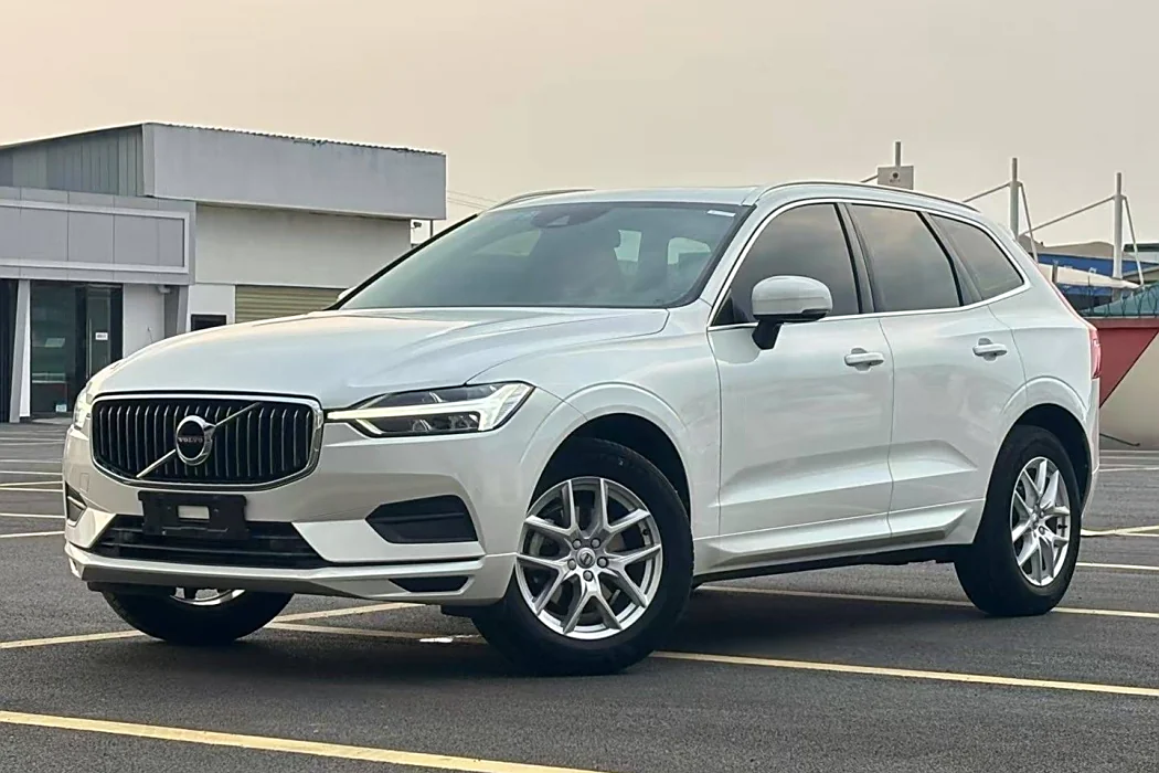 Volvo XC60 2018 T4 Smart Edition
