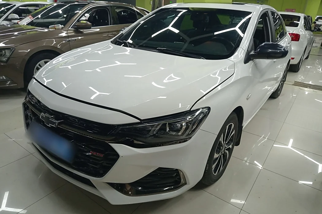Chevrolet Cruze 2019 RS 330T Automatic Fun Edition Country VI