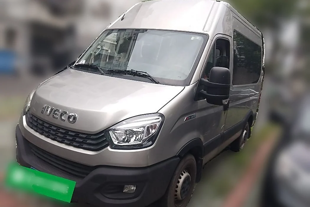 Iveco Ousheng 2021 3.0T automatic Chaorui short axis high top side sliding door F1C