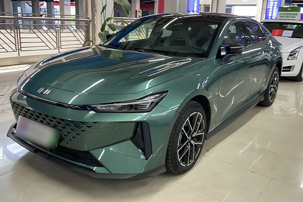Changan Qiyuan A06 2023 Extreme Type