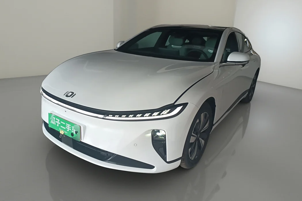 Changan Qiyuan A07 2023 extended range 200 Pro