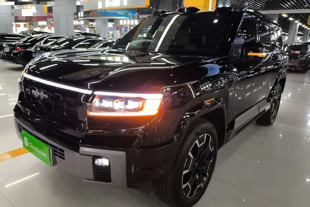 Leopard Leopard 8 2025 Zhiyong Ultimate Edition 7 Seats