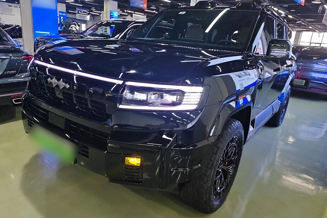 Leopard Leopard 8 2025 Zhiyong Ultimate Edition 7 Seats