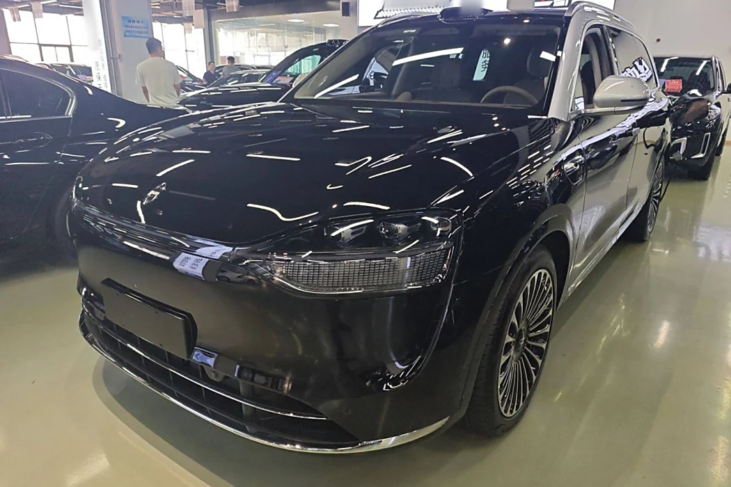 Hongmeng Zhixing Wenjie M9 2024 Extended Range Ultra Version 52kWh 5-seater Version