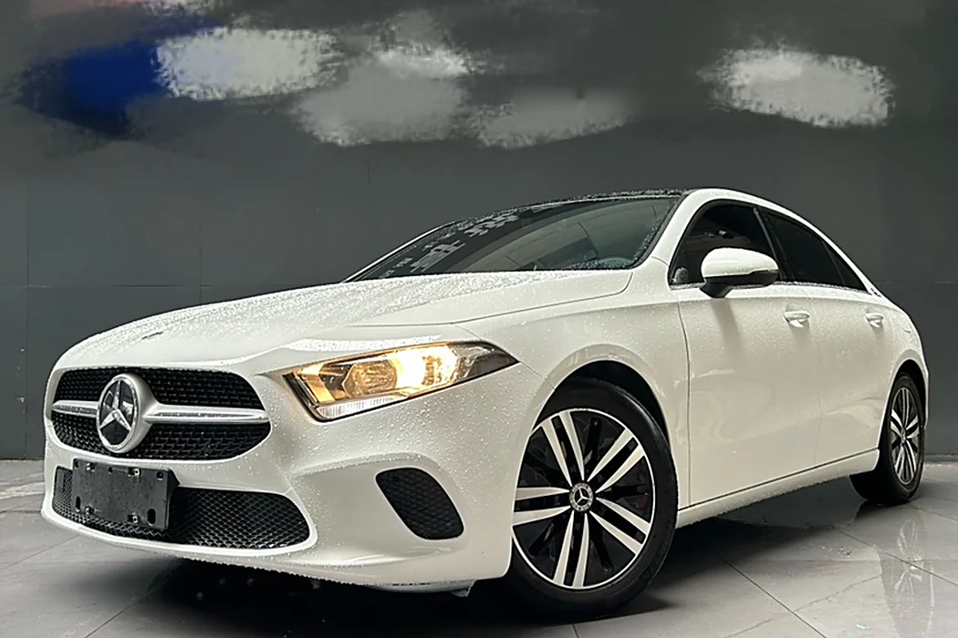 Mercedes-Benz A-class 2021 A 180 L