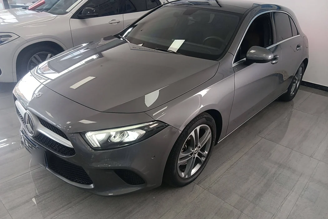 Mercedes-Benz A-Class (Import) 2019 A 200 Dynamic