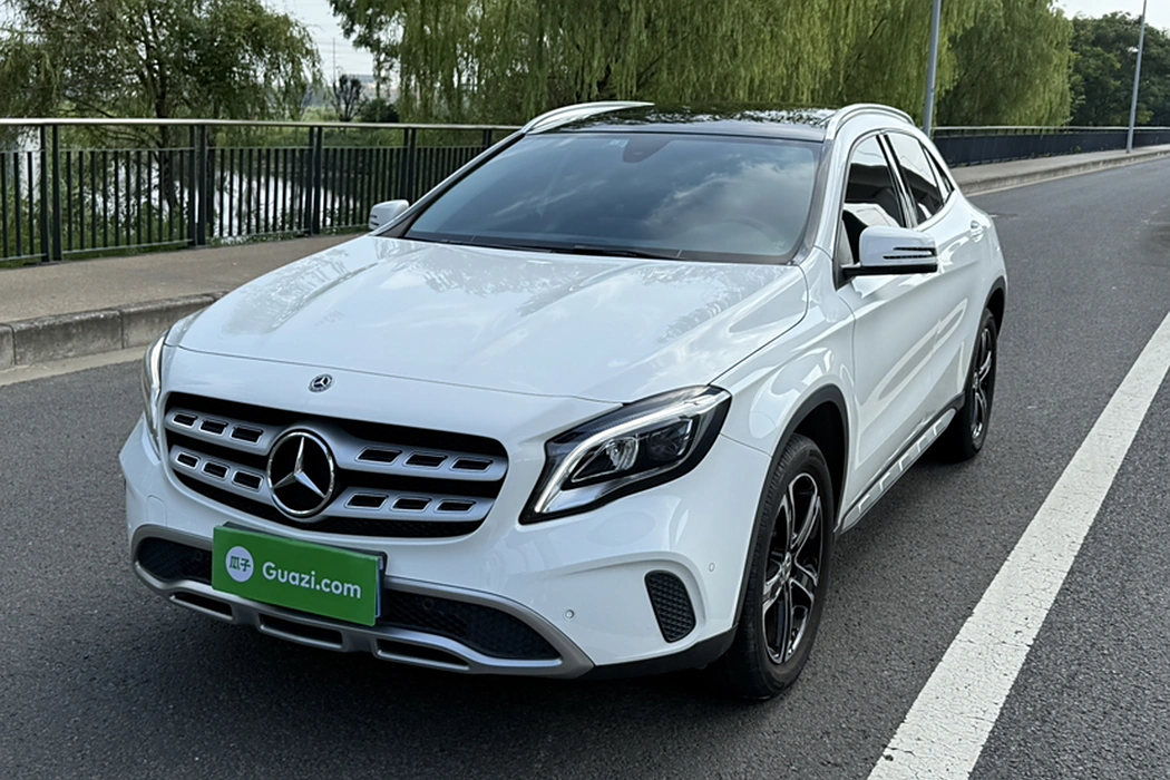 Mercedes-Benz GLA 2018 GLA 200 Style