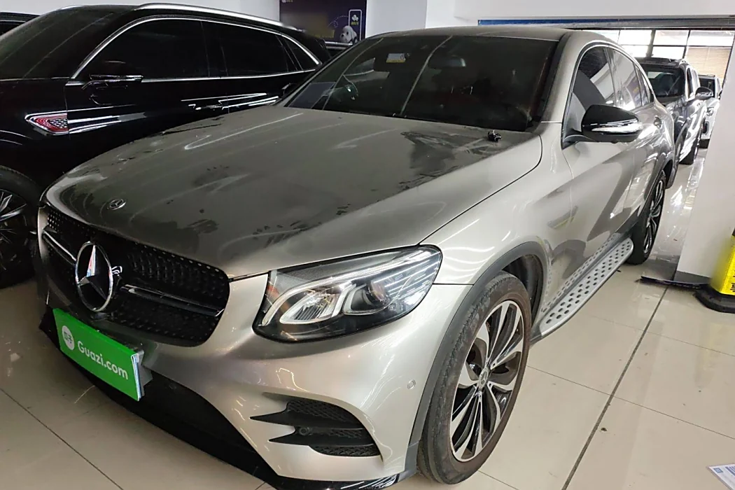 Mercedes-Benz GLC Coupe 2019 GLC 260 4MATIC Coupe SUV