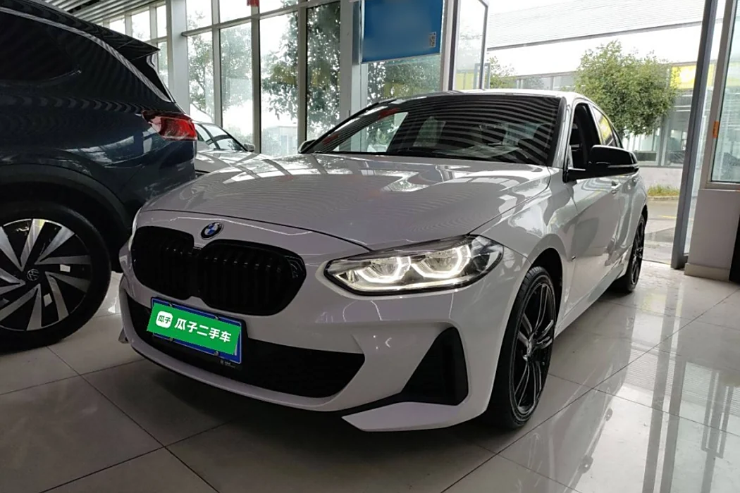 BMW 1 Series 2021 Modified 125i M Sport Obsidian Night Edition