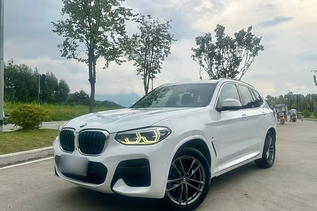 BMW X3 2020 xDrive28i M sports suit