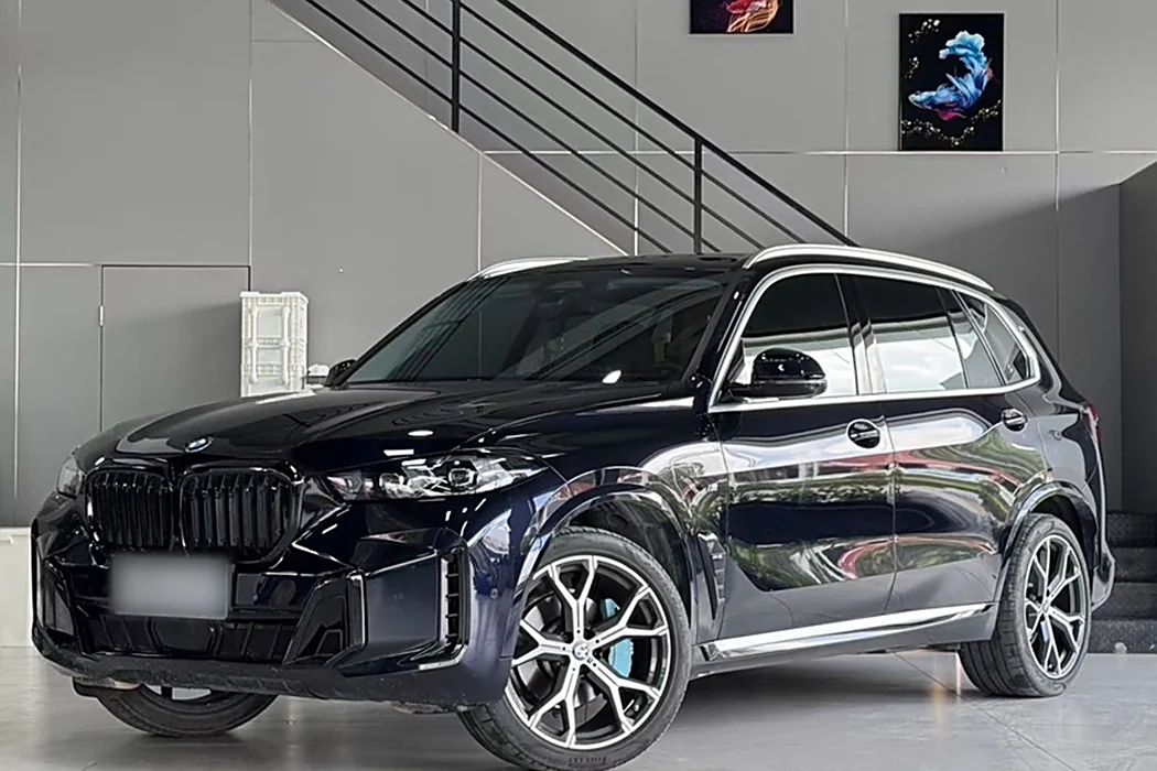 BMW X5 2023 xDrive 30Li Exclusive M Sports Suit