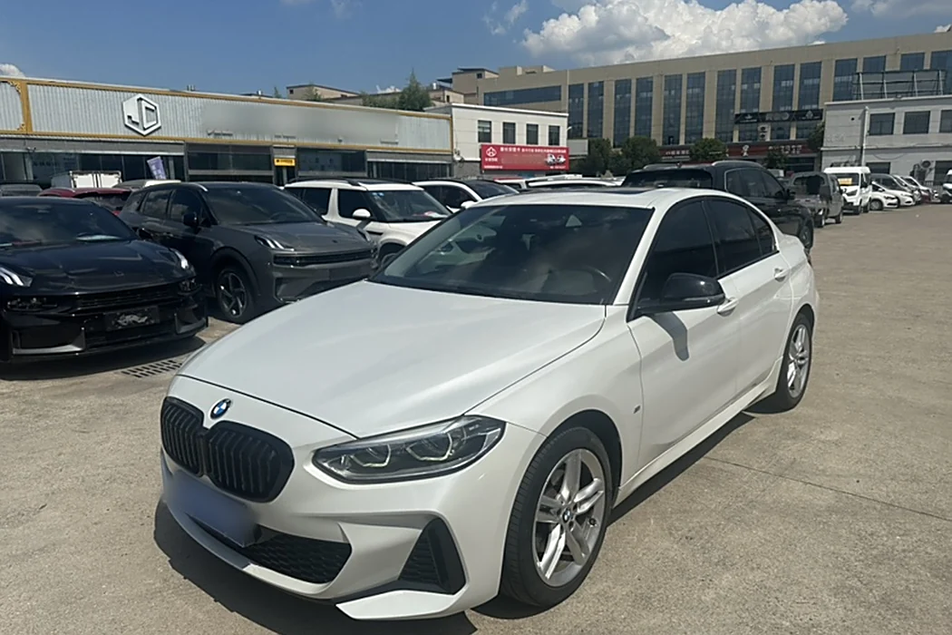 BMW 1 Series 2021 Modified 120i M Sport Obsidian Night Edition