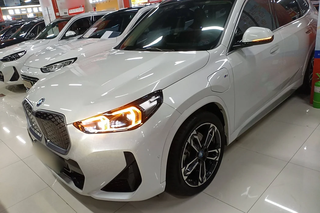 BMW iX1 2023 xDrive30L M Sport Package