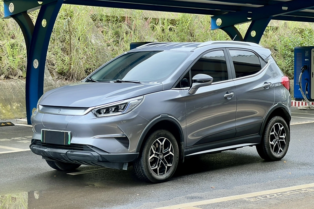 BYD Yuan Pro 2023 401KM Luxury model