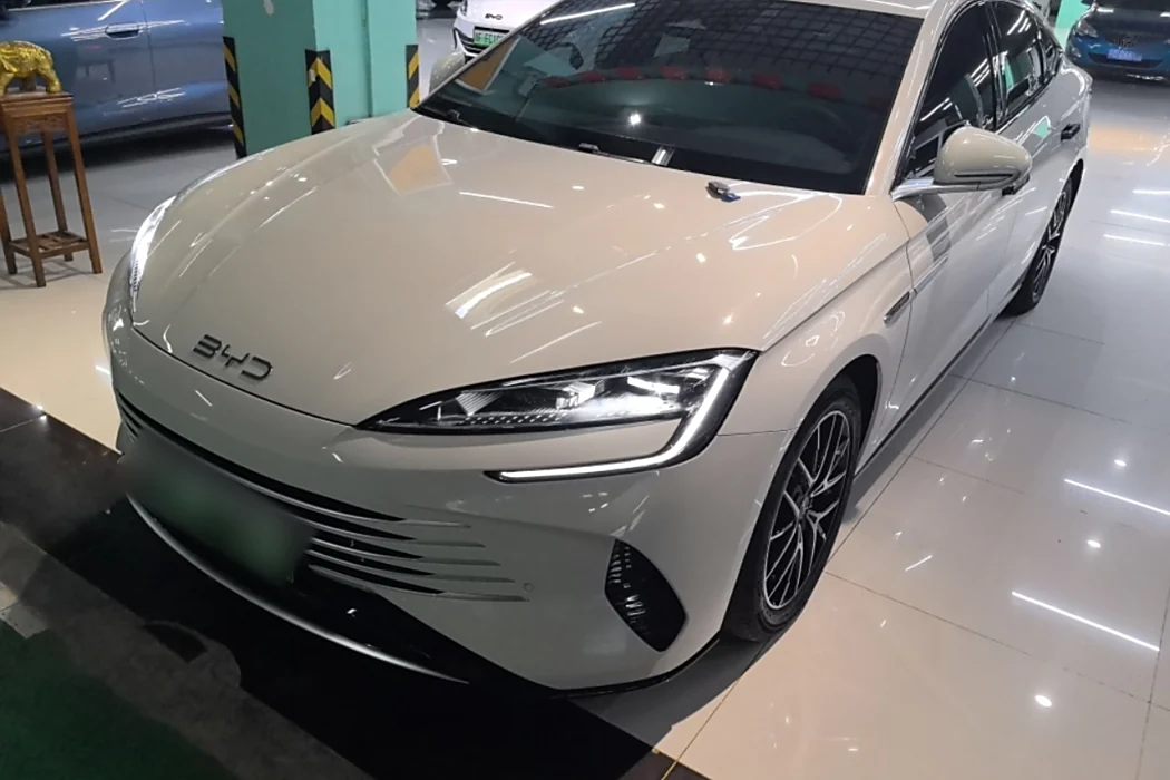 BYD Seal 2024 Honor Edition DM-i 1.5L 121km Luxury