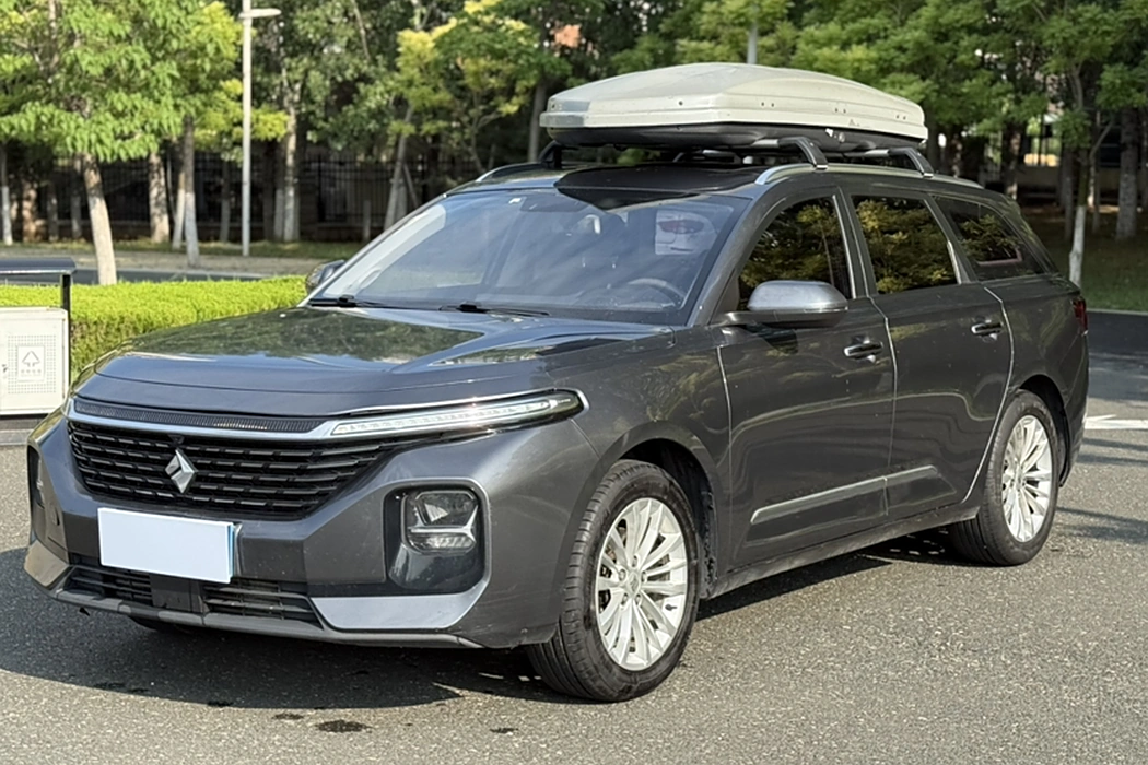 Baojun Valli 2021 1.5T Yili Ranch CVT Luxury