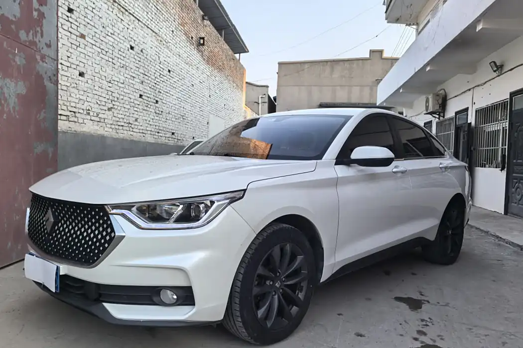 Baojun RC-6 2019 1.5T CVT 24-hour online luxury