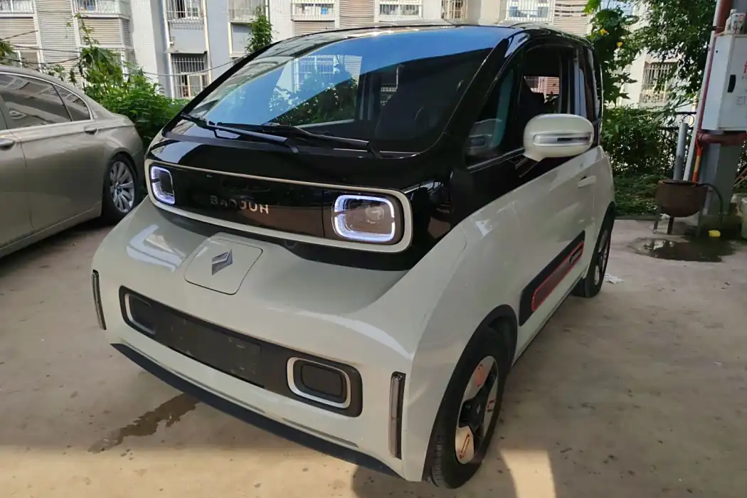 Baojun KiWi EV 2021 Artist Lithium Ternary