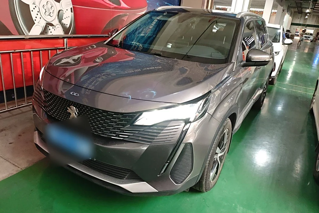 Peugeot 5008 2021 400THP 7-seater strength edition