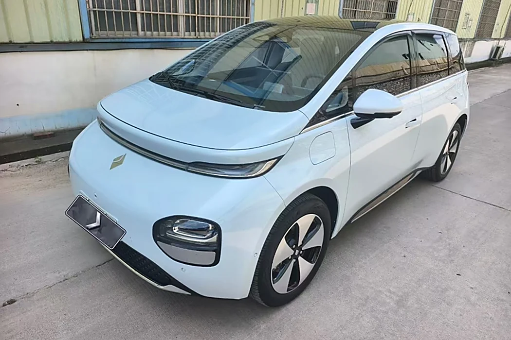 Baojun Yunduo 2023 460 Max Consonant Edition