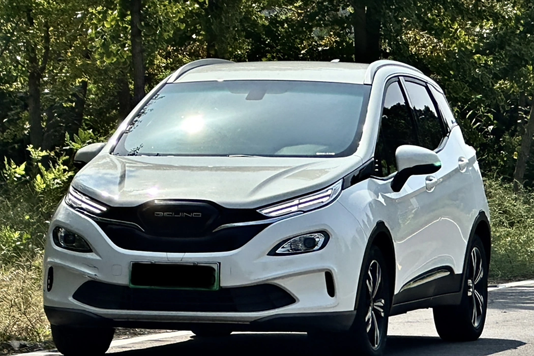 Beijing Automobile Beijing EX3 2019 R600 Jinfeng Edition