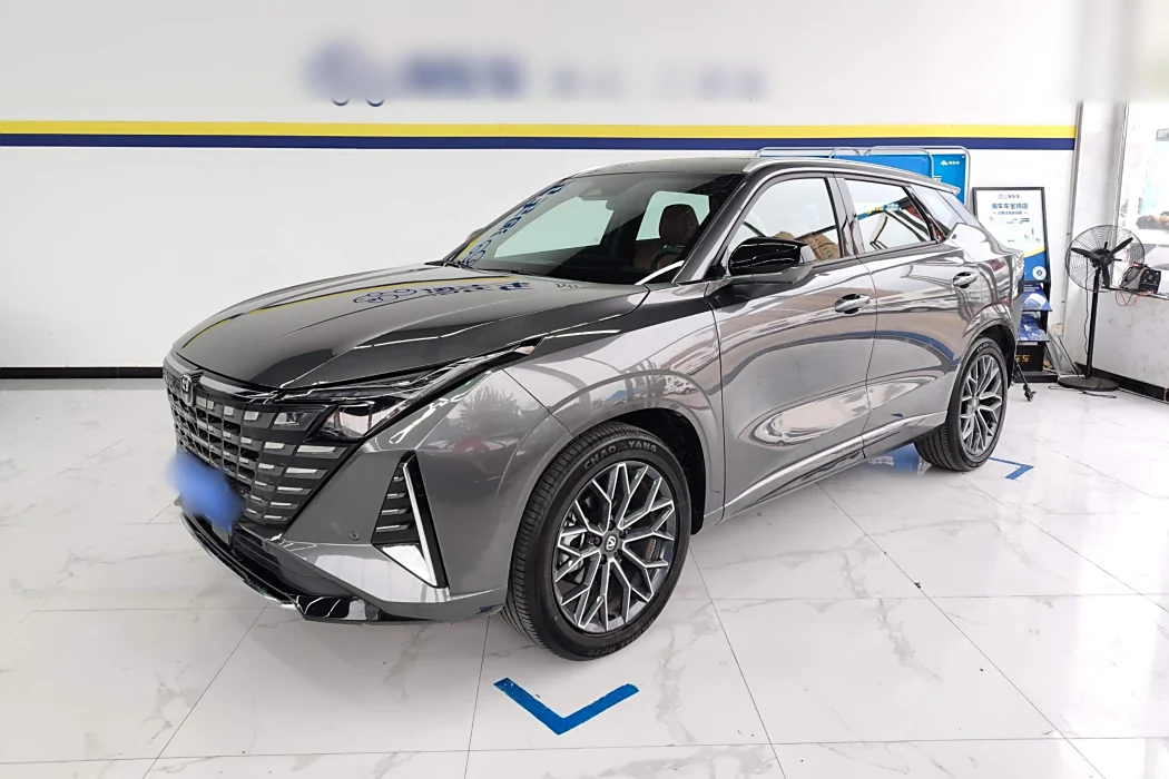 Changan UNI-Z 2025 1.5T Premium Type