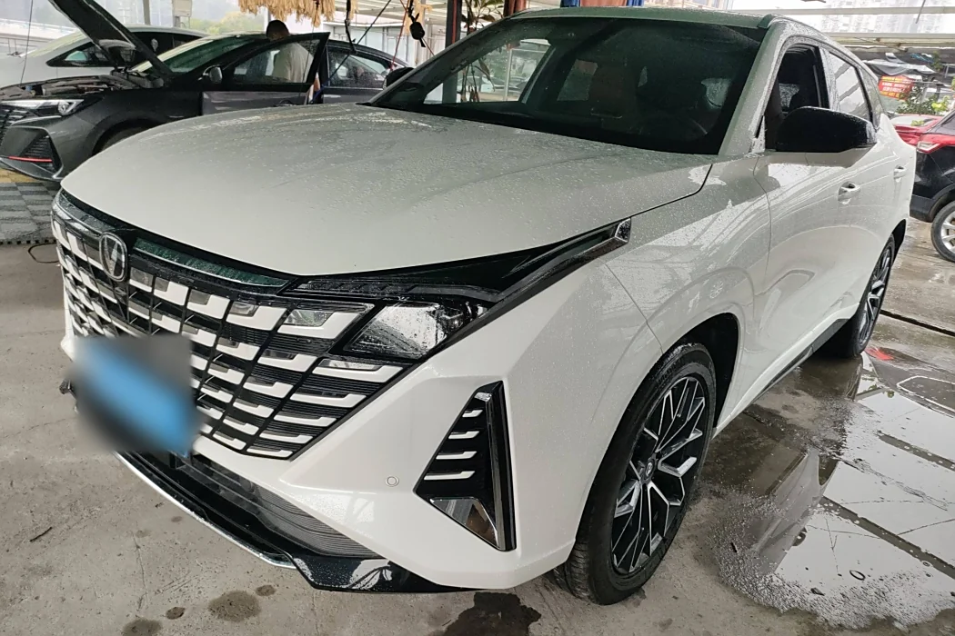 Changan UNI-Z 2025 1.5T Premium Type