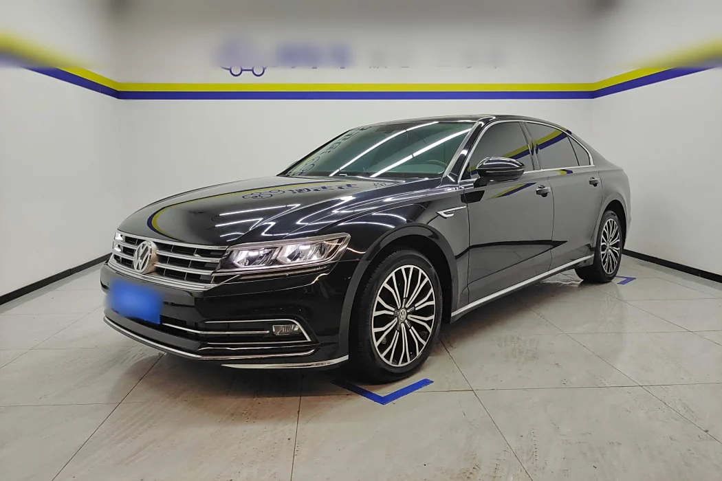 Volkswagen Huiang 2019 380TSI two-wheel drive business edition Country VI