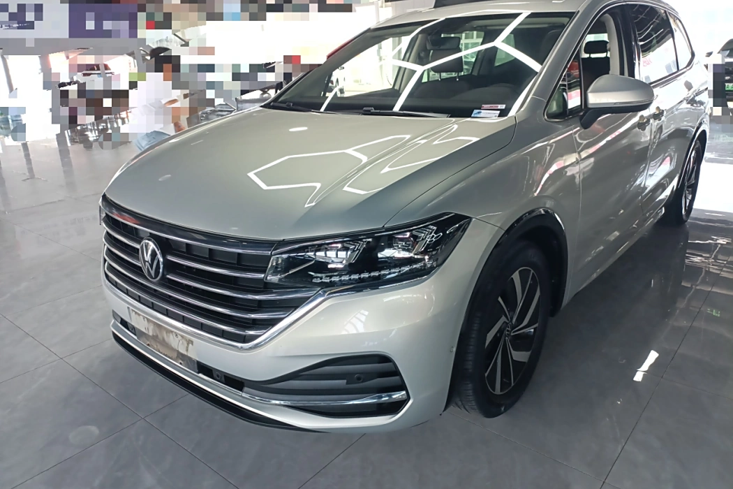 Volkswagen Weiran 2020 330TSI Deluxe Edition