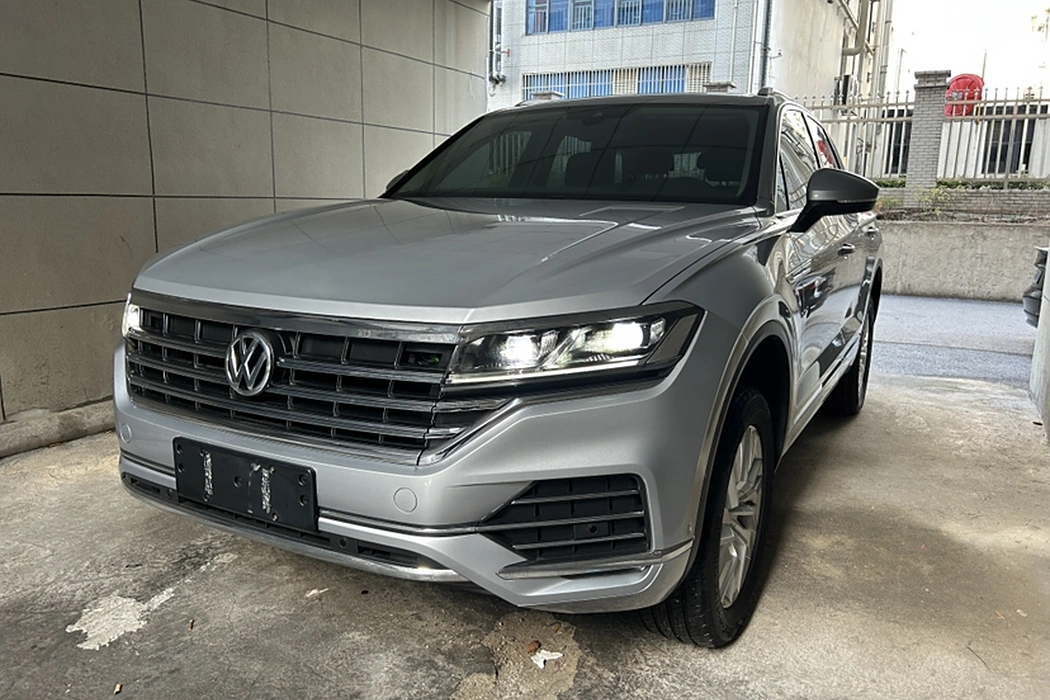 Volkswagen Touareg 2019 2.0 TSI Sharp Wing Version Country V