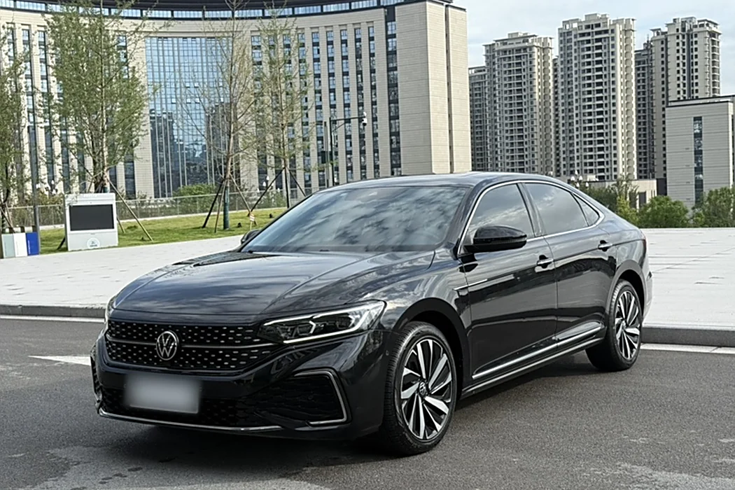 Volkswagen Passat 2022 330TSI Starry Sky Deluxe Edition