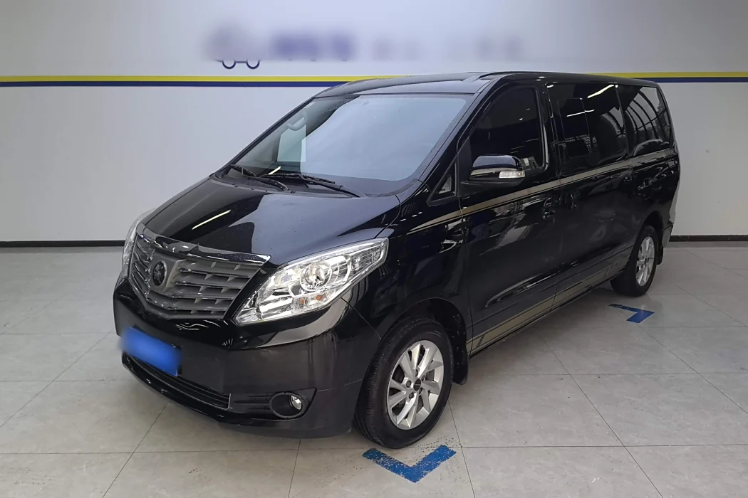 Dongfeng Popular Lingzhi PLUS 2021 Travel Version 2.0L Manual Luxury 7-seater