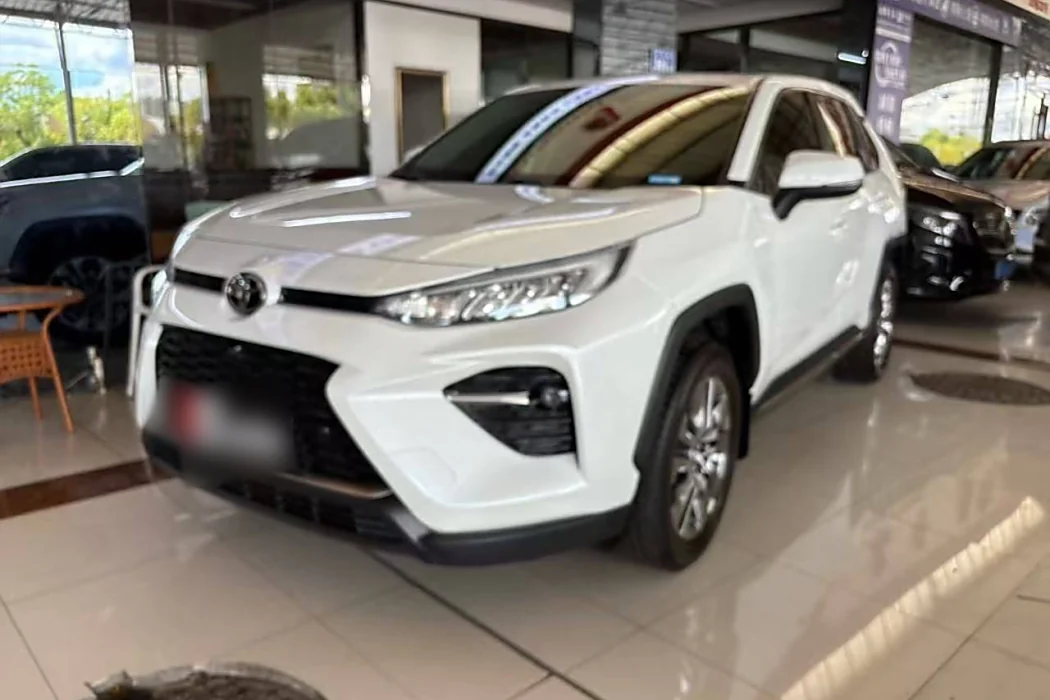 Toyota Weilanda 2022 2.0L CVT two-wheel drive Luxury PLUS Edition