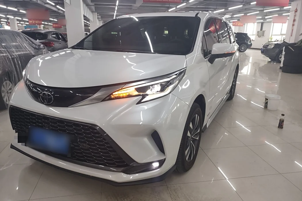Toyota Grevia 2024 2.5L Hybrid Premium PLUS four-wheel drive version