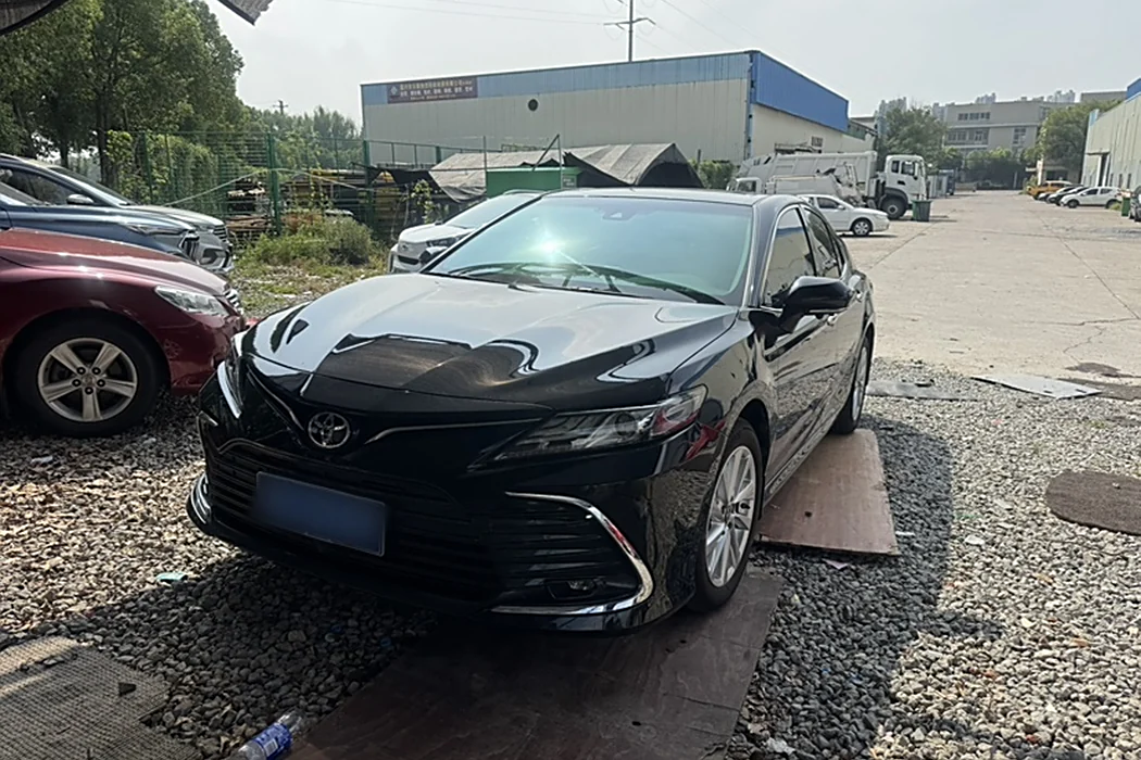 Toyota Camry 2021 2.0G Deluxe Edition