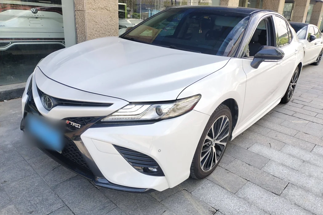 Toyota Camry 2019 Model 2.0S Fengshang Version Country VI