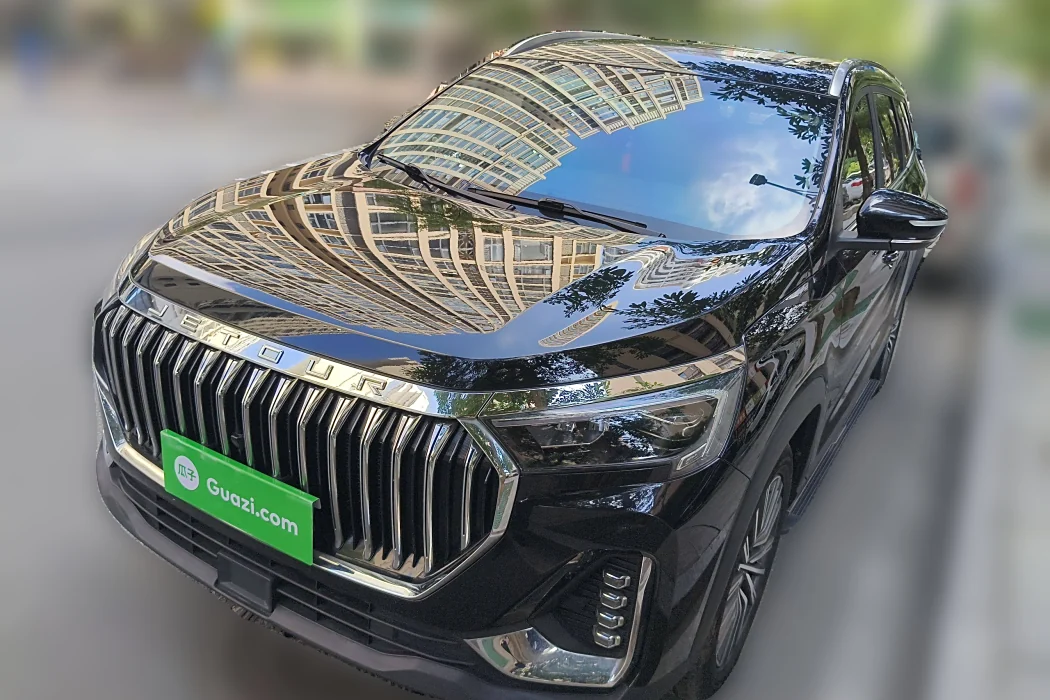 Jietu X90 PLUS 2024 model 1.6 TD DCT Villa PRO 7 seats