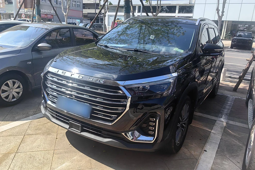 Jietu X90 PLUS 2023 model facelift 1.6 TD DCT villa 5 seats