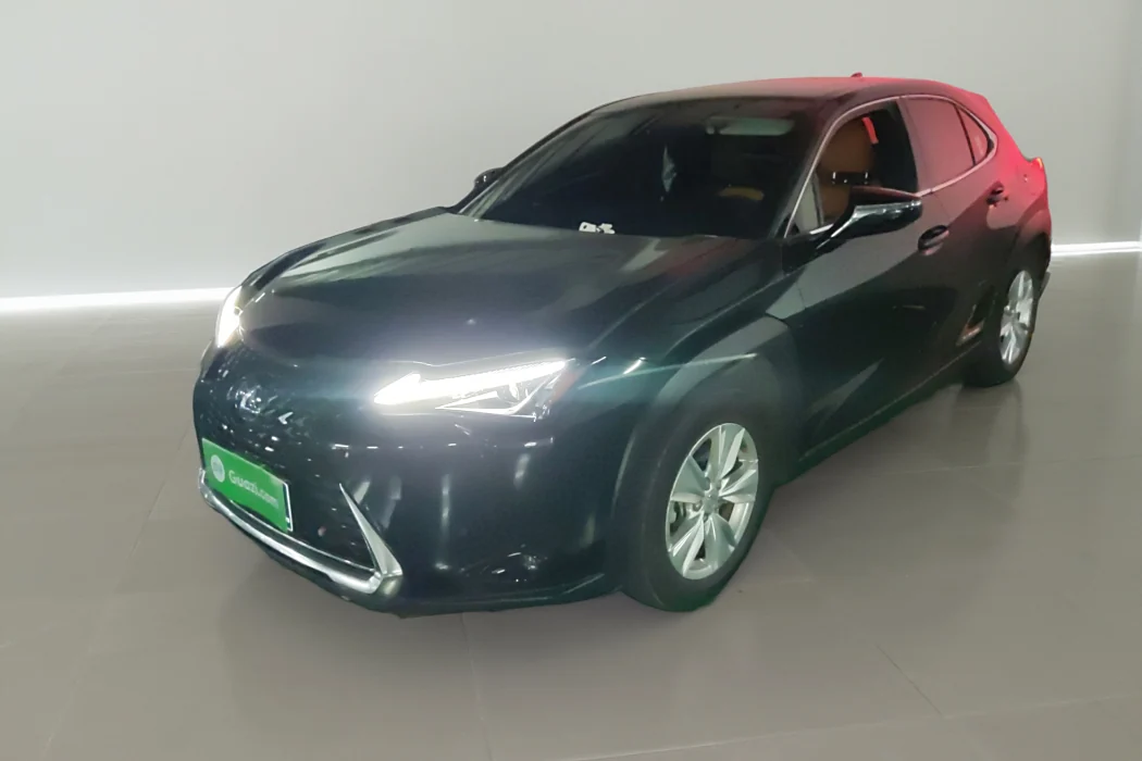 Lexus UX 2020 260h Exploration*Fun Edition