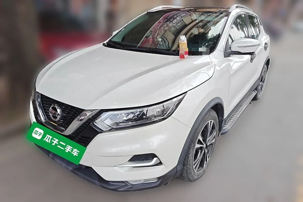 Nissan Qashqai 2021 2.0L CVT Deluxe Edition