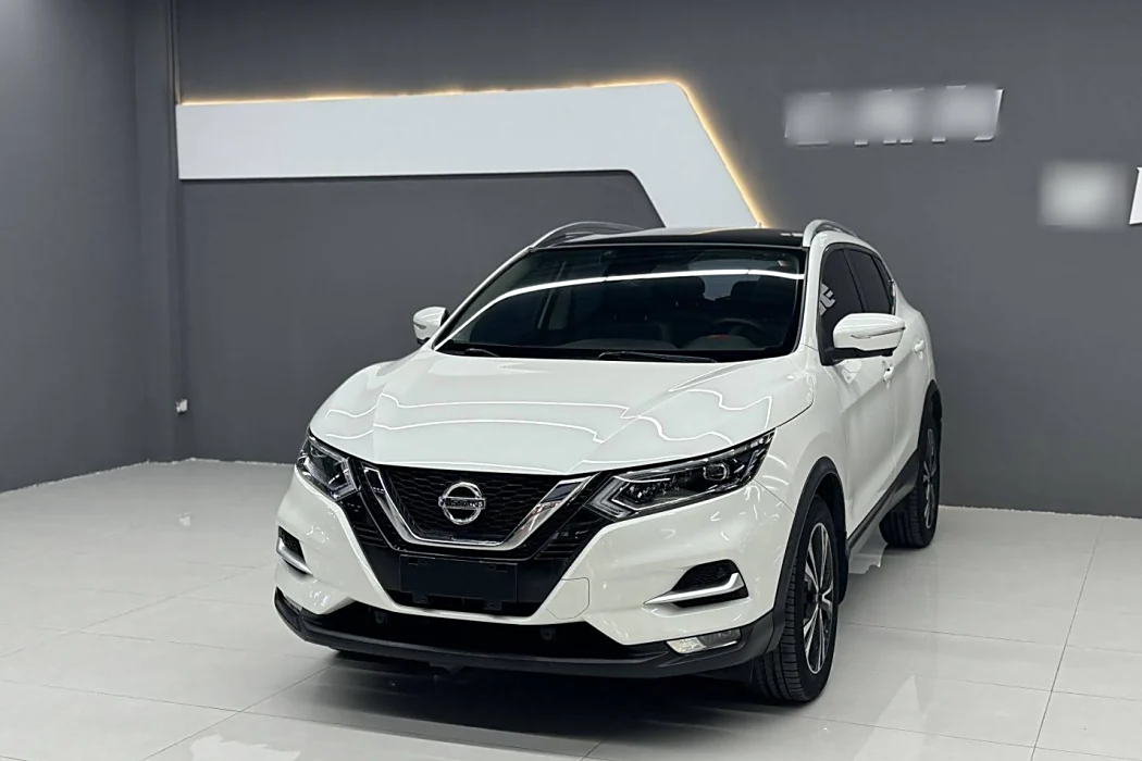 Nissan Qashqai 2021 2.0L CVT Deluxe Edition