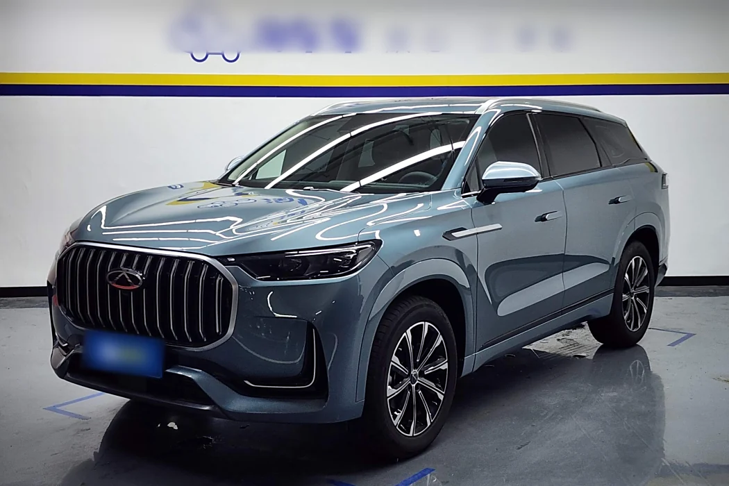 Chery Tiggo 9 2023 2.0T dual-clutch two-wheel drive leading version 5 seats