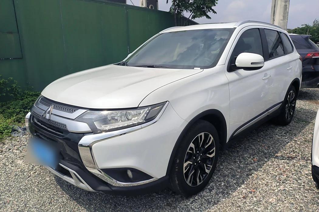 Mitsubishi Outlander 2019 2.0L two-wheel drive Enjoy Edition 5-seater Country VI
