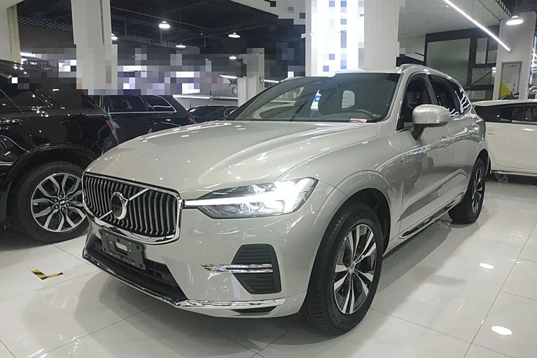 Volvo XC60 2024 B5 four-wheel drive Zhiyi Deluxe Edition